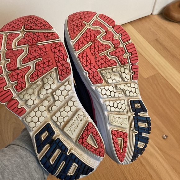 Hoka tennis shoes - Picture 3 of 3